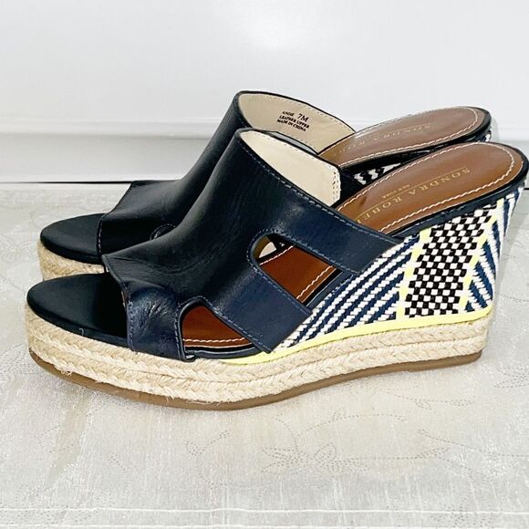 Sondra Roberts NY Navy Angie Espadrille Wedge Sandal Size 7M - Picture 4 of 9